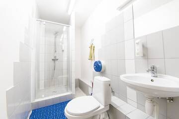 Фото номера Двухместный номер люкс с 1 кроватью Хостелы Hostel Brize г. Лиепая 5