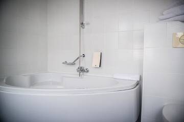 Фото номера Двухместный номер бизнес-класса с 1 двуспальной или 2 отдельными кроватями, доступ в тренажерный зал Отель Liva Hotel г. Лиепая 9