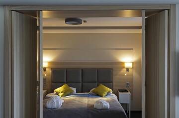 Фото номера Люкс Отель Amrita Hotel г. Лиепая 5
