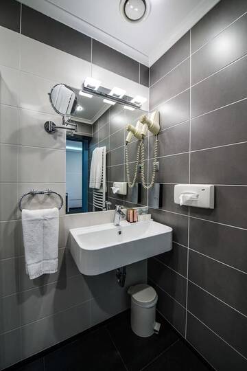 Фото номера Апартаменты Люкс Отель Amrita Hotel г. Лиепая 2