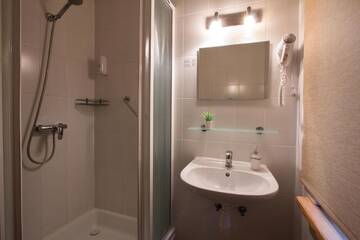 Фото номера Двухместный номер с 1 кроватью Отель Porins Hotel г. Лиепая 19